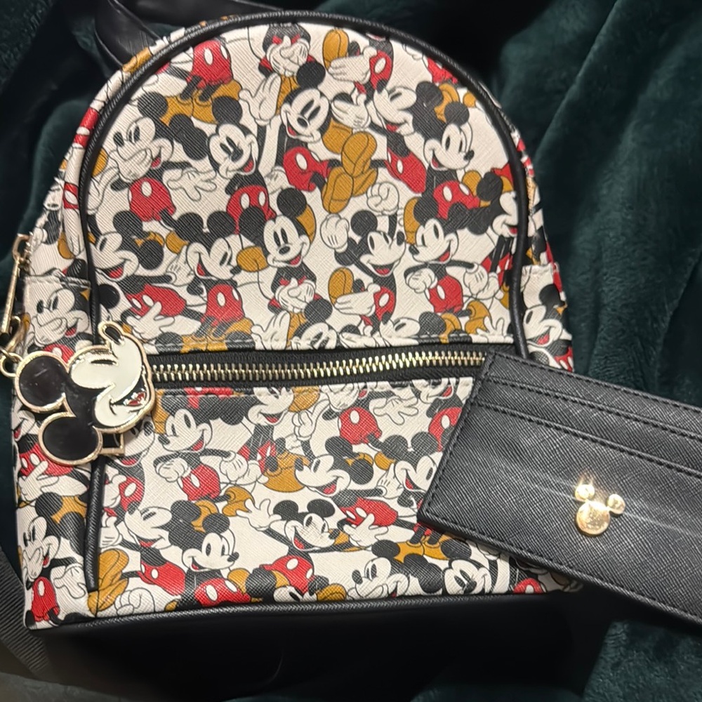 Mickey Mouse Patterned Backpack and Cardholder Set